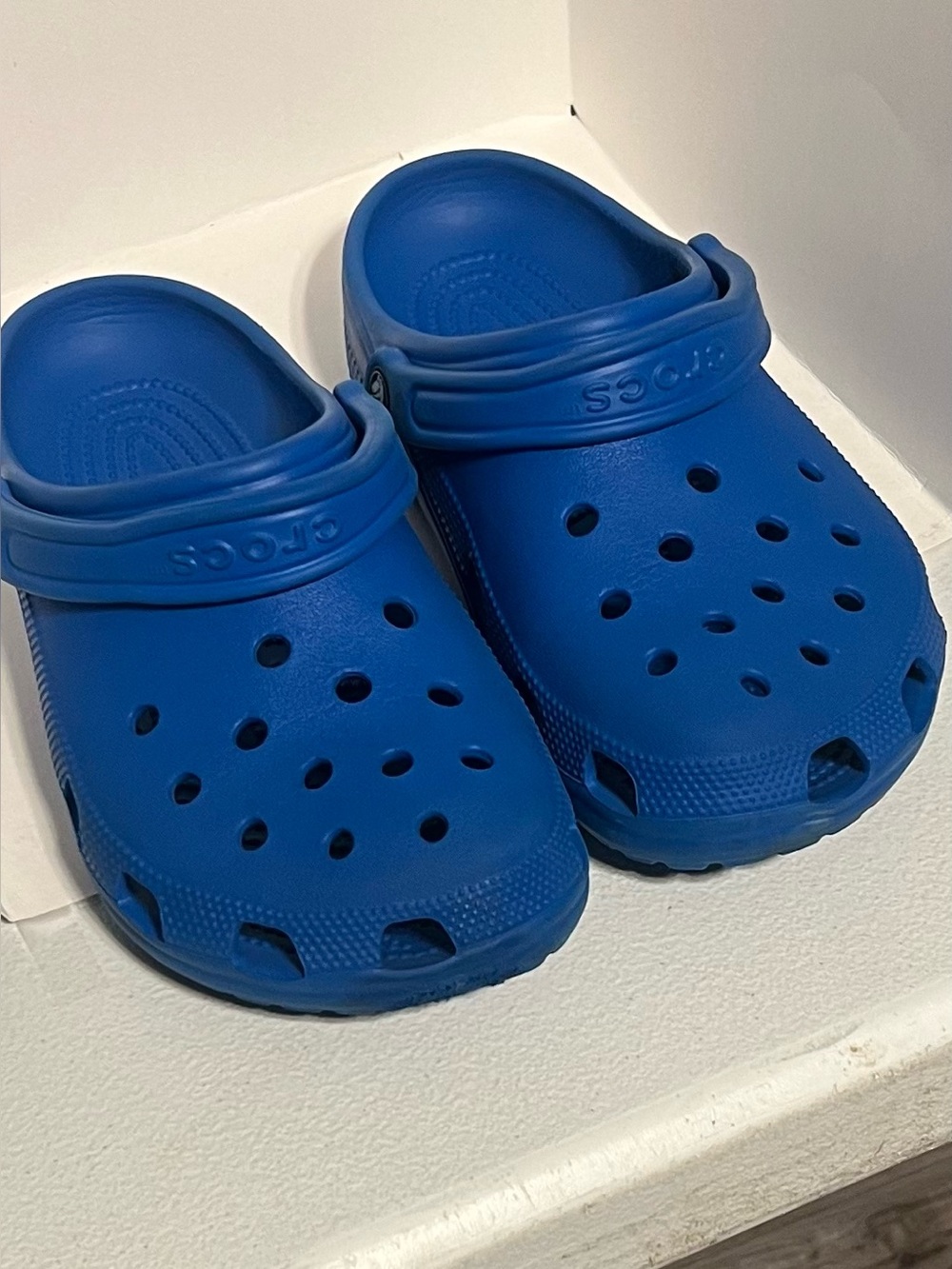 CROCS Classic Clog in Blue